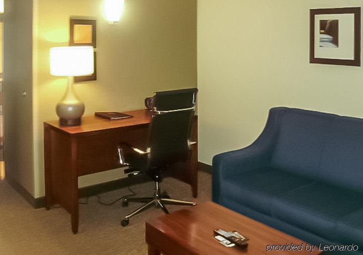 Comfort Suites Near Potomac Mills Woodbridge Ngoại thất bức ảnh