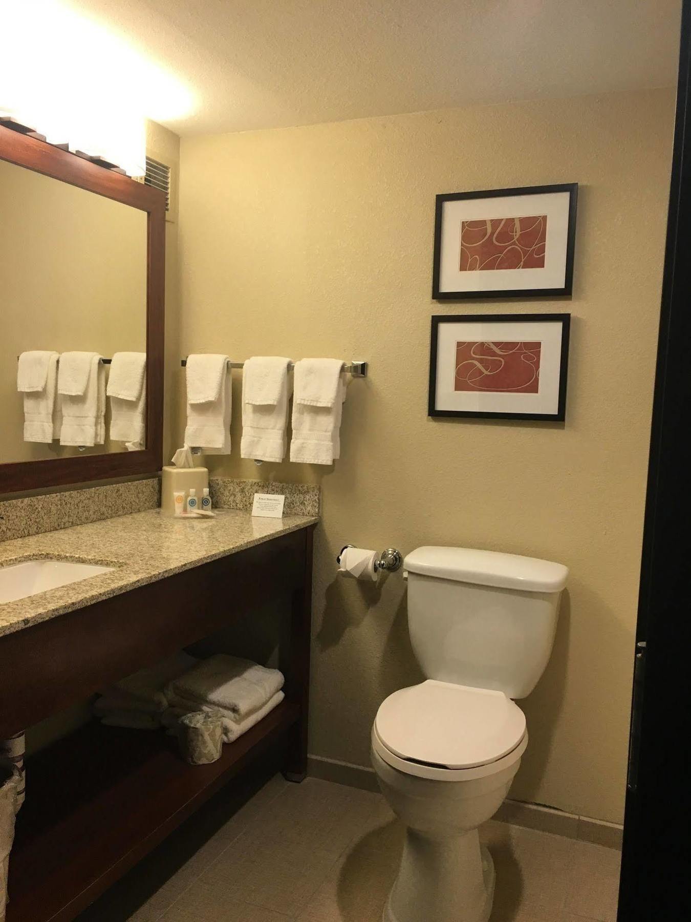 Comfort Suites Near Potomac Mills Woodbridge Ngoại thất bức ảnh